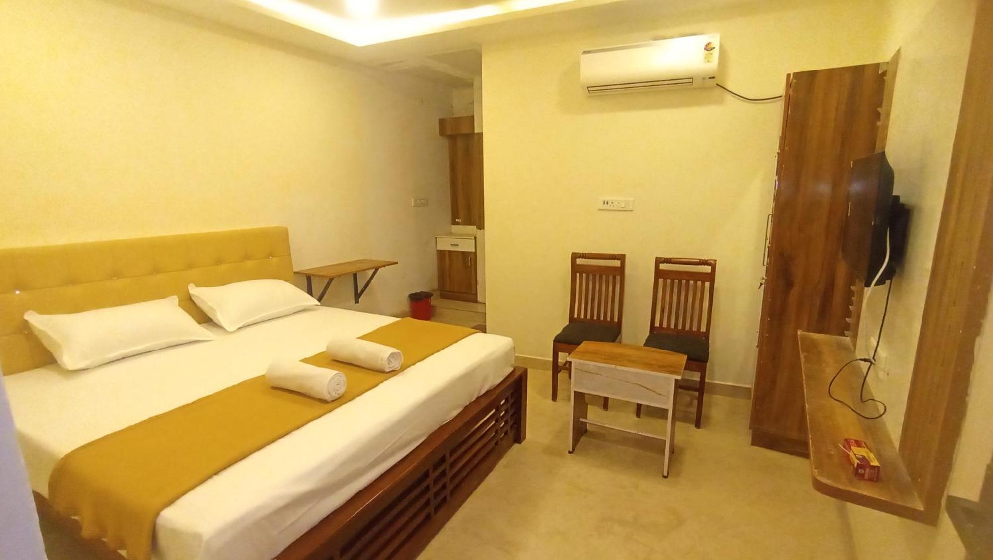 Mahadeepam Residency Villa Tiruvannāmalai Exterior photo