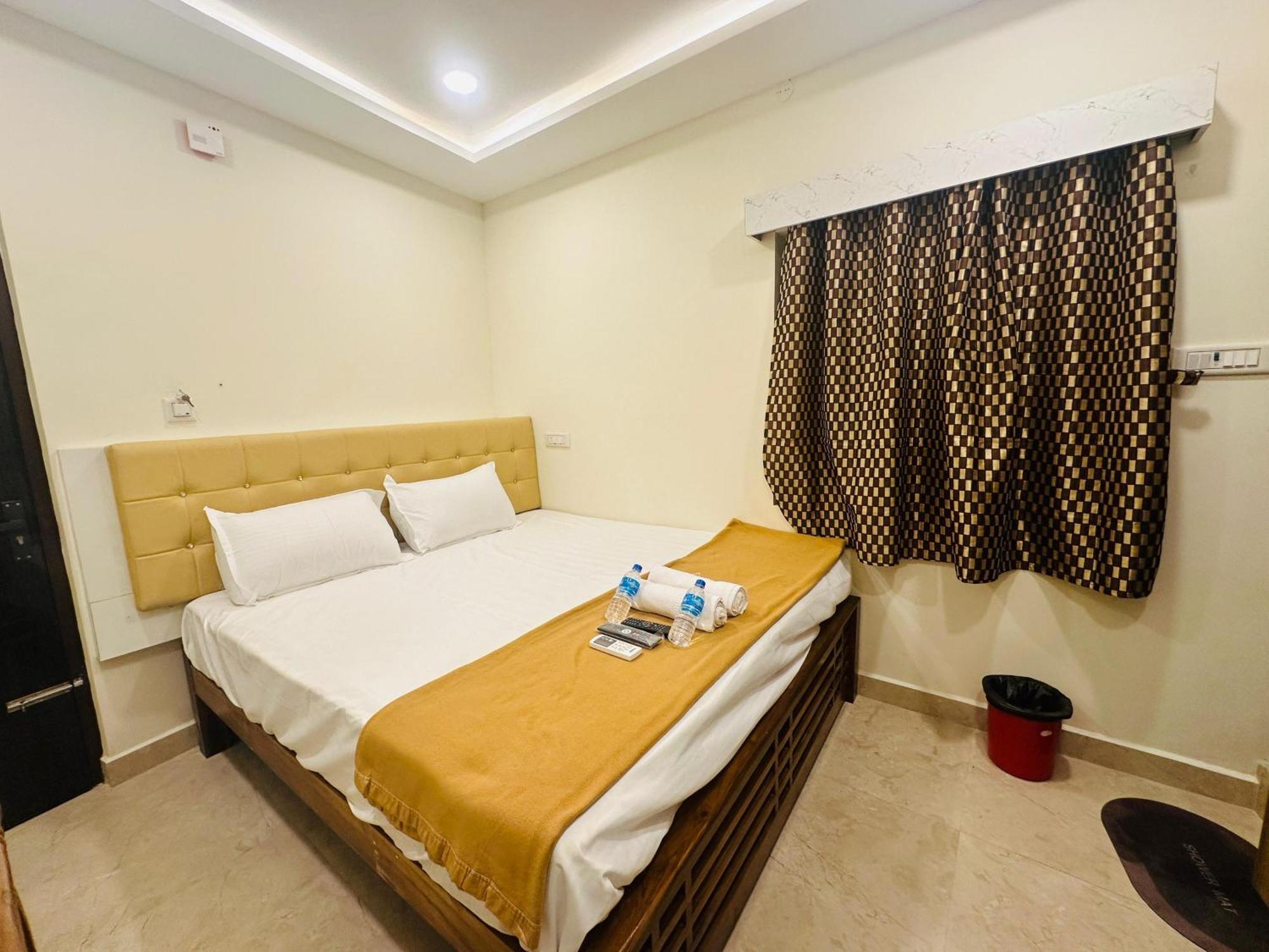 Mahadeepam Residency Villa Tiruvannāmalai Exterior photo