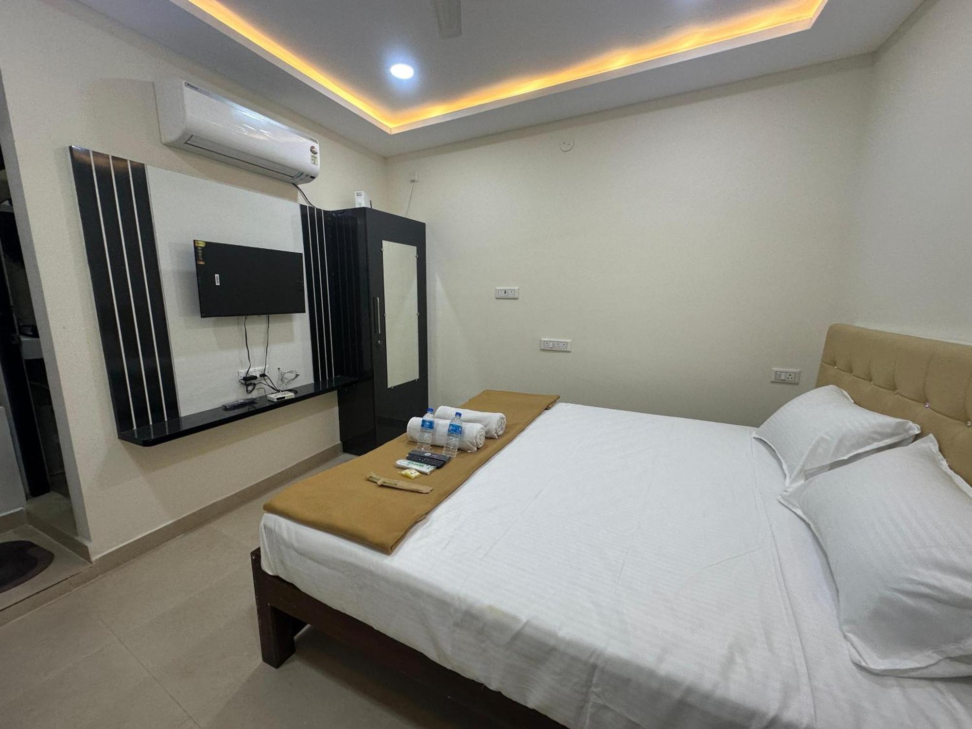 Mahadeepam Residency Villa Tiruvannāmalai Exterior photo