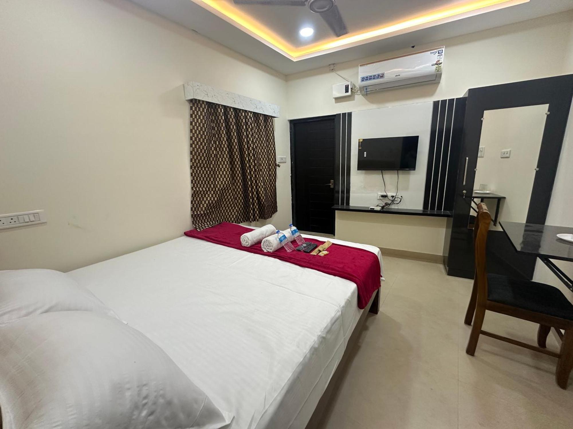 Mahadeepam Residency Villa Tiruvannāmalai Exterior photo